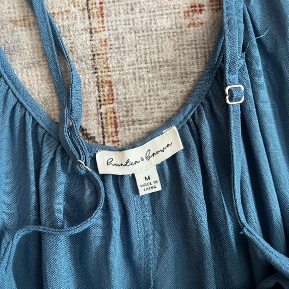 Elegant Blue Sleeveless Jumpsuit - Picture 5 of 6